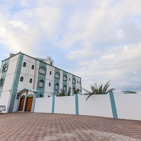 Super Oyo 110 Ras Al Hadd Guest House Dış mekan fotoğraf