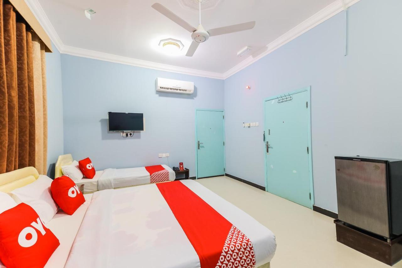 Super Oyo 110 Ras Al Hadd Guest House Dış mekan fotoğraf