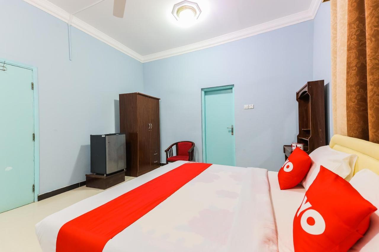 Super Oyo 110 Ras Al Hadd Guest House Dış mekan fotoğraf